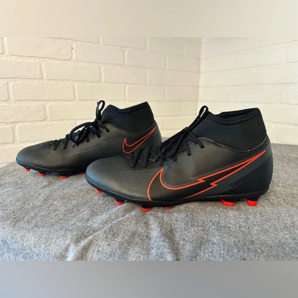 Nike Mercurial Superfly 7 Club MG soccer cleats New With Out Box